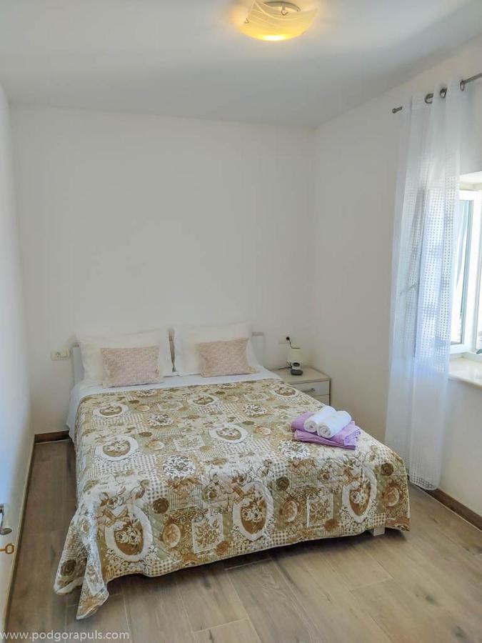 Apartman Krzenic With Sea View Podgora Exterior foto